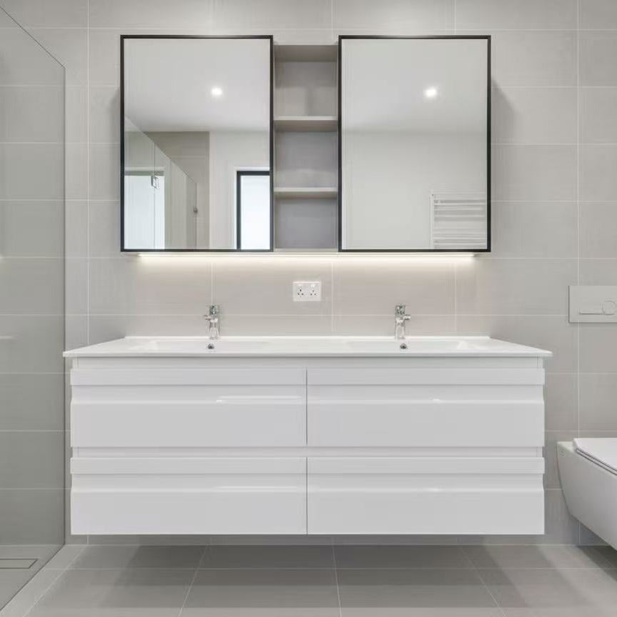 1500 WALLHUNG VANITY WITH DOUBLE CERAMIC TOP